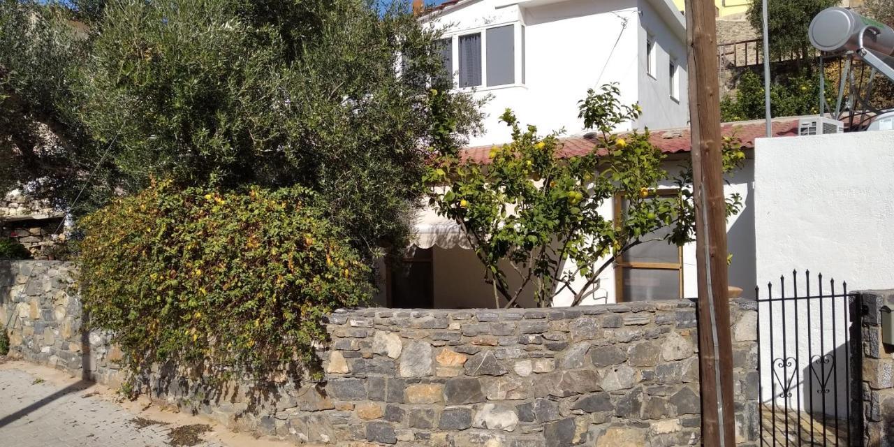 Traditional House In Elounda エクステリア 写真