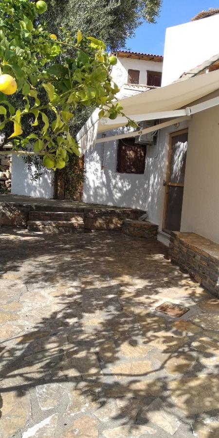 Traditional House In Elounda エクステリア 写真